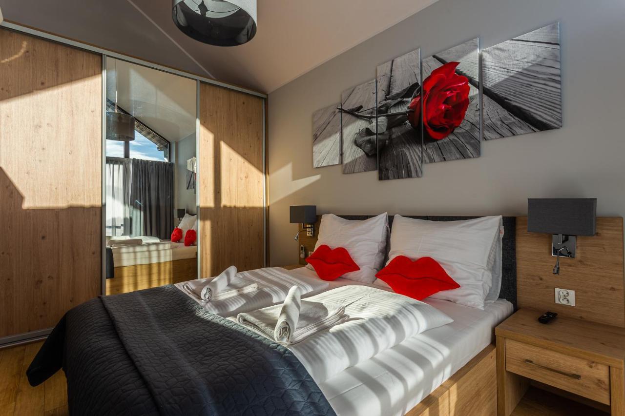 Apartament Z Widokiem Na Gory シクラルスカ・ポレンバ エクステリア 写真
